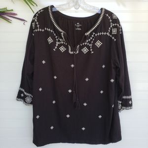 🛑SOLD🛑 Talbots Embroidered black blouse
